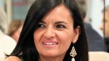 Enza Alfano presenta Nella mia stanza al Nuovo Teatro Sancarluccio: un viaggio emozionante nel mondo del teatro