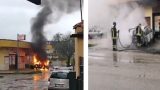 Fiat panda distrutta dalle fiamme fuori al supermercato pellicano