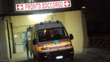 Uomo precipita nel vuoto vicino al centro commerciale