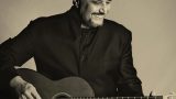 Poste italiane celebra pino daniele con folder e annullo esclusivi
