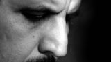 Mostra su pino daniele a palazzo reale di napoli fino al 6 luglio 2025