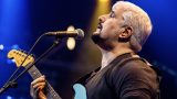 Concerto di pino daniele a napoli: artisti da 99 posse a mario biondi