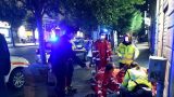 Aggressore in fuga dopo accoltellamento di 34enne da parte di ex marito geloso
