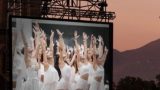 Piazza del Plebiscito a Napoli: un palcoscenico di danza sotto il cielo aperto