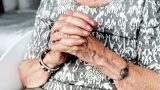 Truffa anziana perugia: due napoletani arrestati